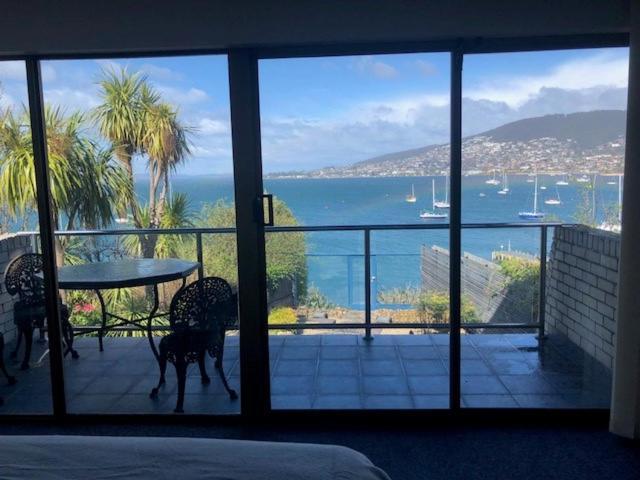 Sullivans Cove Apartments Hobart Exteriör bild View from a suite at the Bayview Hotel