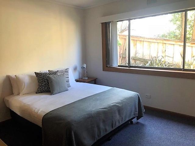 Sullivans Cove Apartments Hobart Exteriör bild A bedroom at the hotel