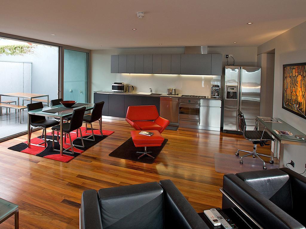 Sullivans Cove Apartments Hobart Exteriör bild Interior of the house